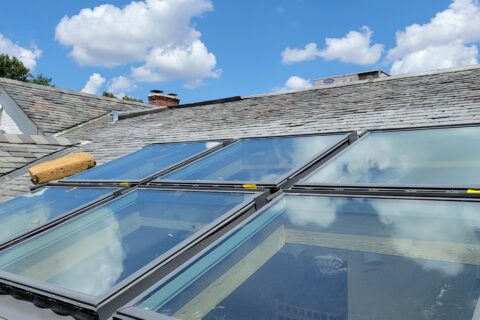 VELUX- COMBI-FLASHING-KIT-SKYLIGHT-SLATE-ROOF-NO-LIMIT-ROOFING